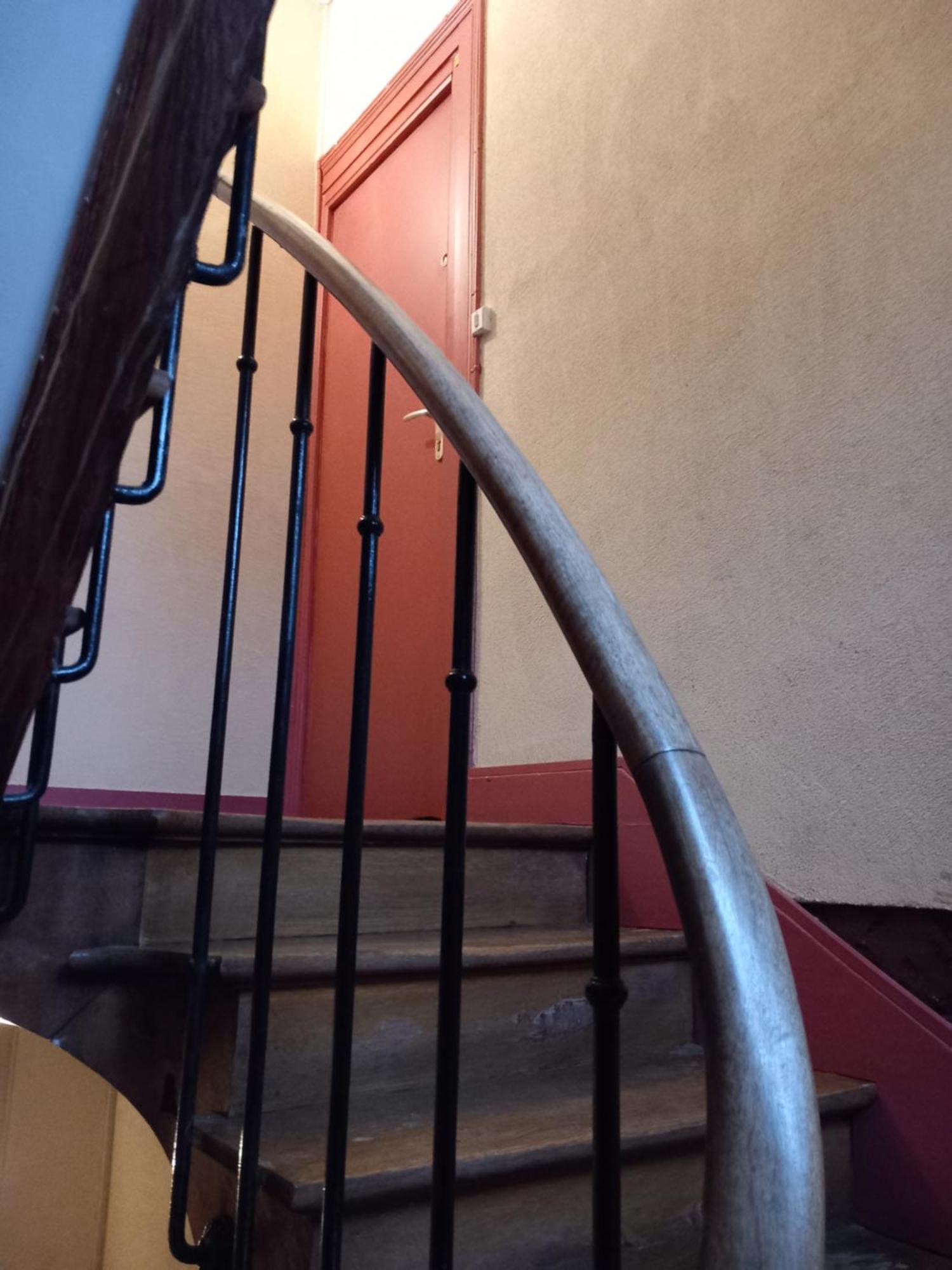 Passage De L'Horloge Apartment Auxerre Bagian luar foto